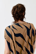 Load image into Gallery viewer, JACQUARD KNIT DRESS
